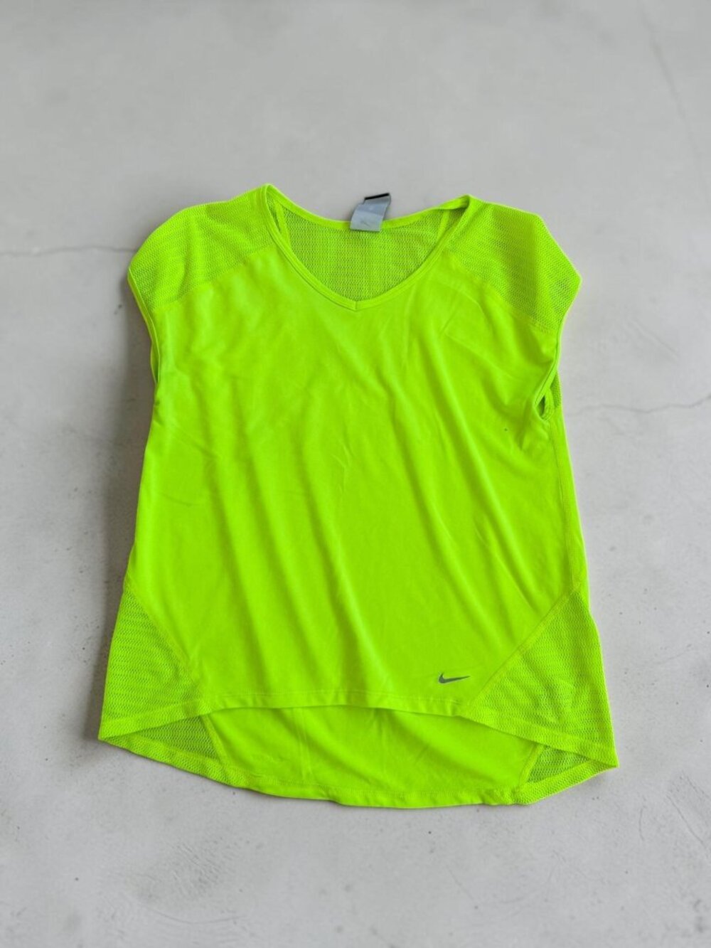 NIKE Women's Neon Yellow Dri Fit Active Top Size Medium